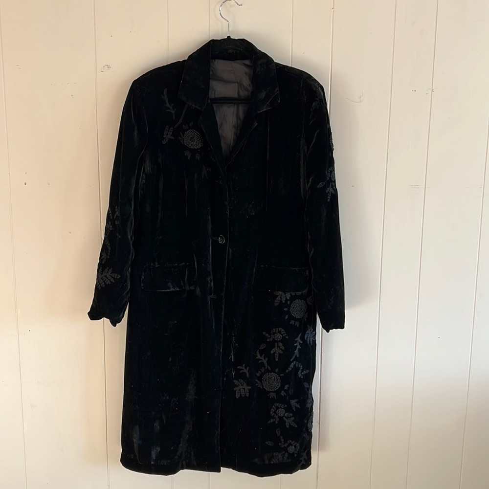 Midi Black Velvet Embroidered Coat L